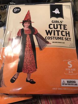 Halloween costume size 4--6 and M