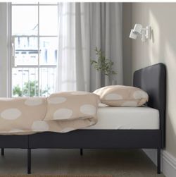 queen SLATTUM Upholstered bed frame, Vissle dark gray, queen