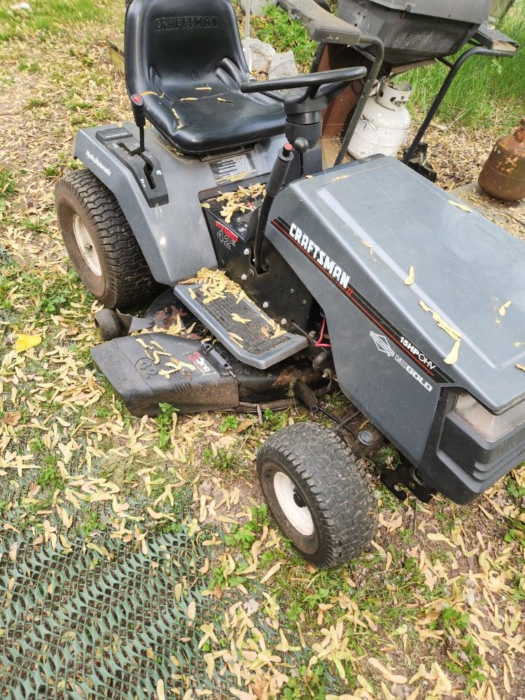 Craftsman 15hp 42" Cut LT4000 Riding Mower