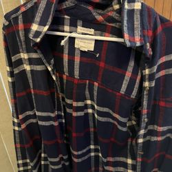 American Eagle Woman Flannel Size Medium