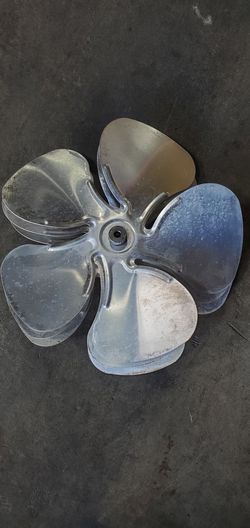 Walk In Fan Blades/Blue Cover