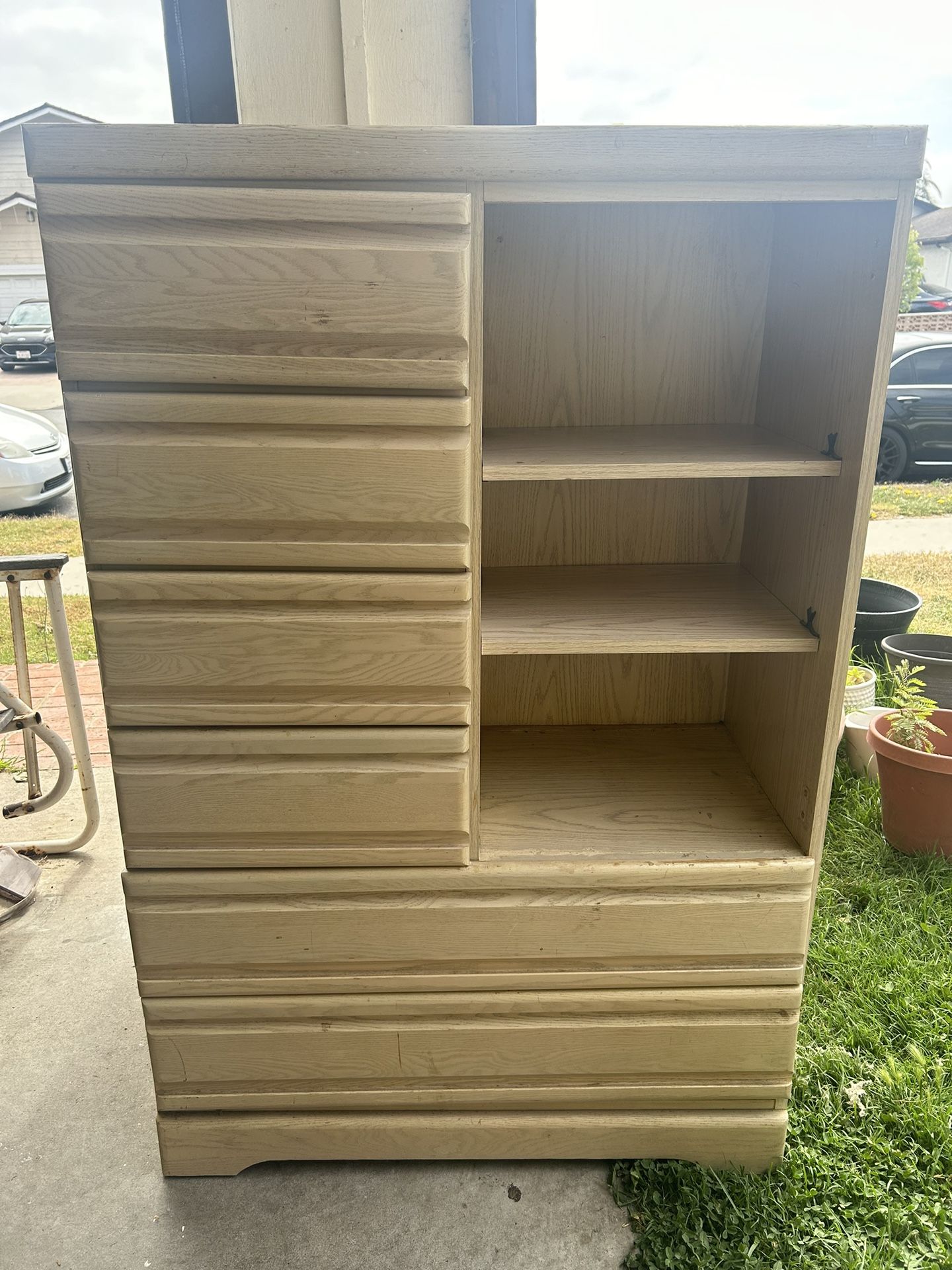 Dresser With Shelves
