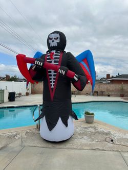Halloween Decoration Grim Ripper Airblown  Outdoors