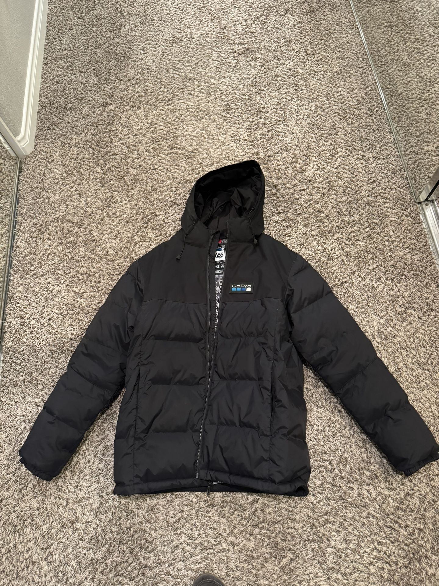 NEW 686 Six Eight Six GoPro Limited Edition Black Down Puffer Jacket - XL