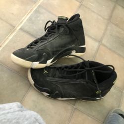 Size 10 Men Air Jordan Black 