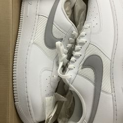 Men’s Nike Air Force Ones 
