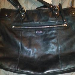 Vintage COACH Daisy Emma F23973 Black Leather purse”