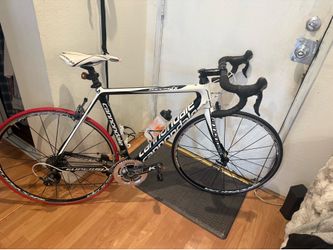 Cannondale Carbon Road Bike + Wahoo KICKR SNAP + Garmin Power Meter + Shoes + Helmet