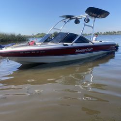1992 Master Craft 205 Prostar 