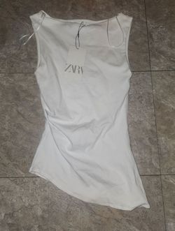 Zara woman's new top small