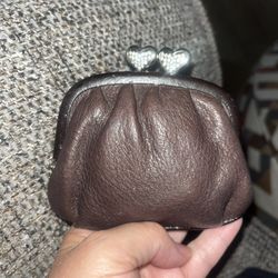 Brighton Brown Leather Kisslock