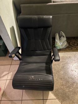 Bluetooth gaming chair