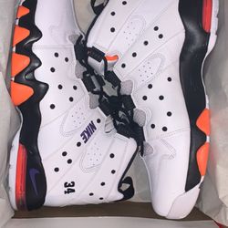 Nike Barkley Size 7.5