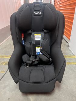 Nuna Rava Convertible Car Seat