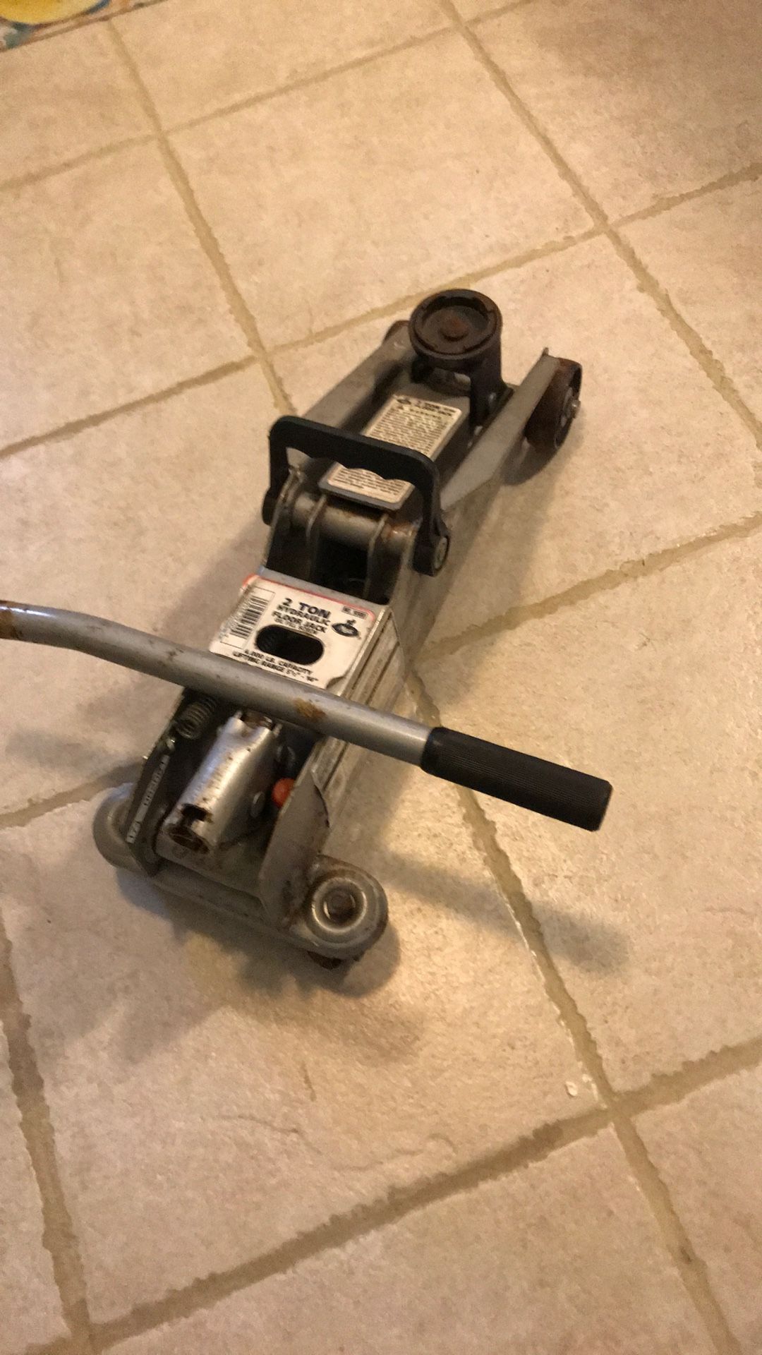 Hydraulic Floor Jack
