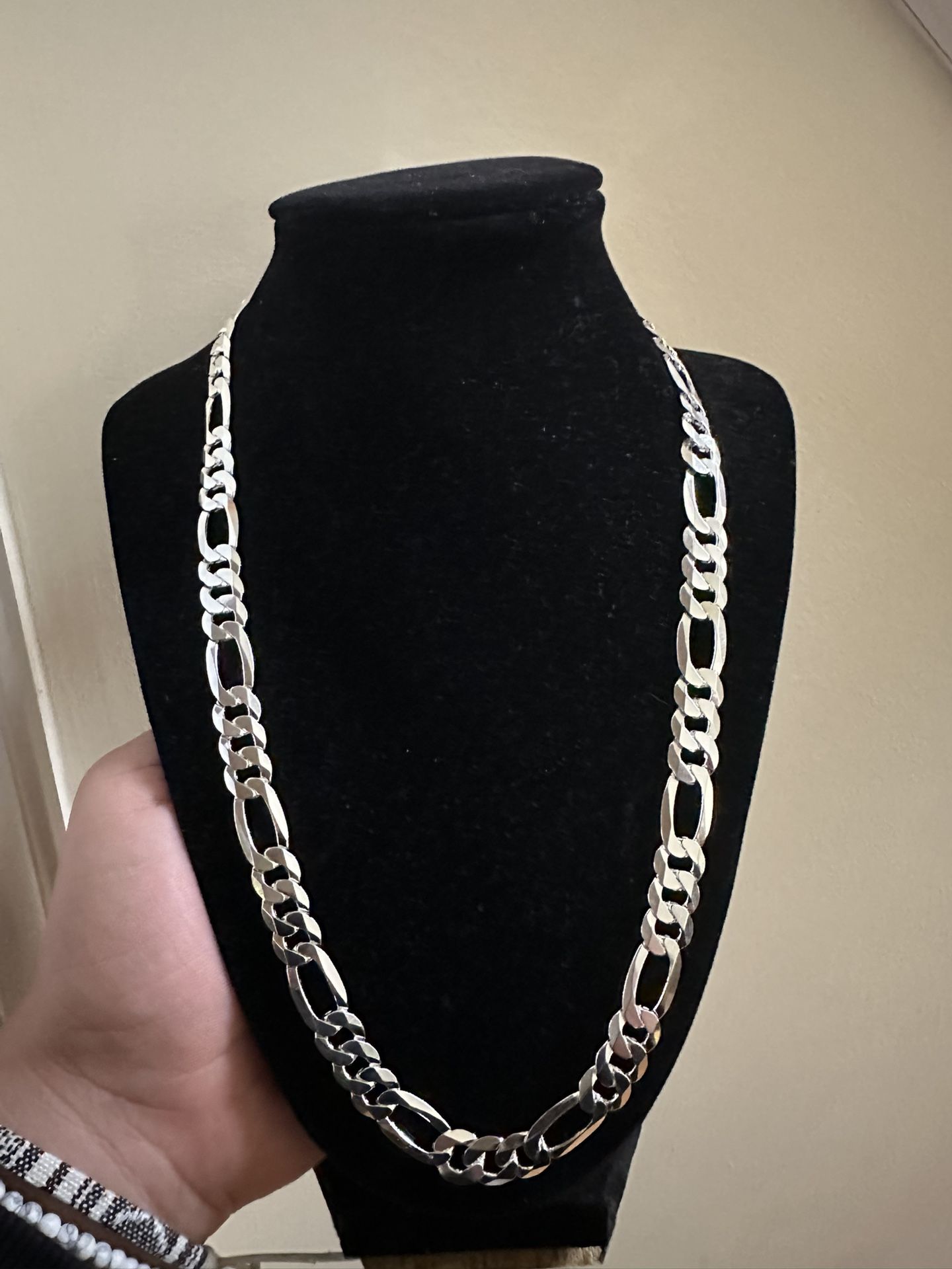22in Sterling silver Figaro chain .925