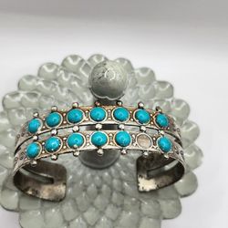 Turquoise Southwestern Style Bracelet