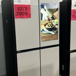 New Family Hub Refrigerator 29 Cu. Ft - Refrigerador De Pantalla 