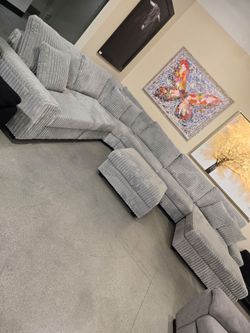 ✨️XL Sectional Sofas✨️ Furniture Queen Bedrooms, Dining Avail