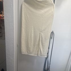 Very Nice Ivory Skirt 