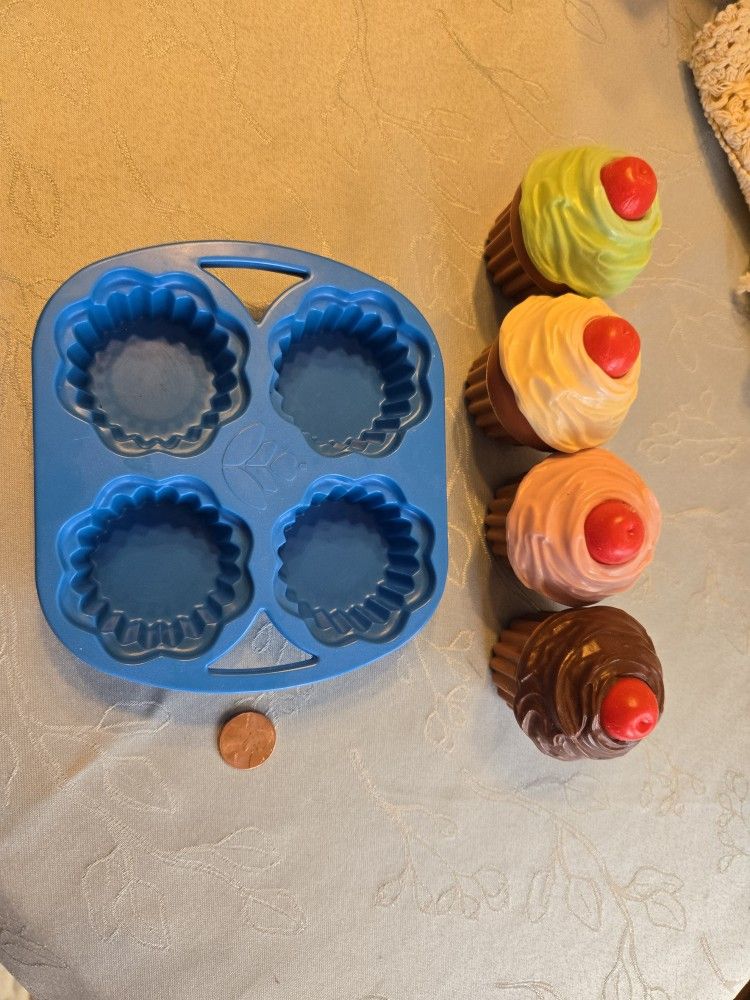 Fisher Price Fun With Food Cupcake Set