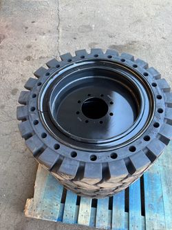 Bobcat Jhon deer jbc solid traction industrial heavy duty tires