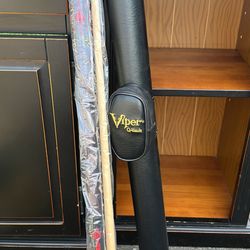 Viper pool stick
