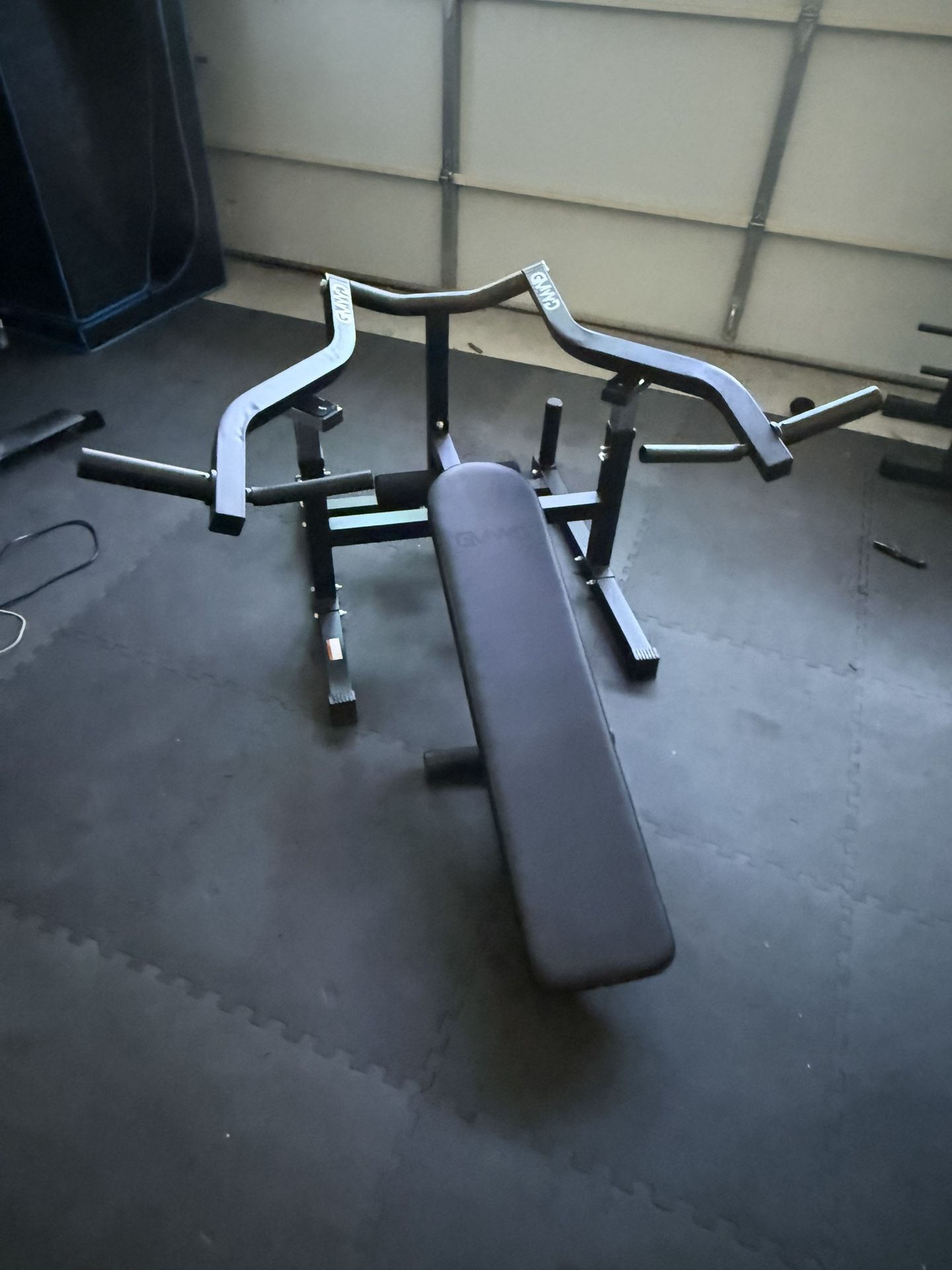 Chest press Machine