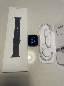 Apple Watch SE 3rd Gen 44mm - WiFi + Cellular - Like New