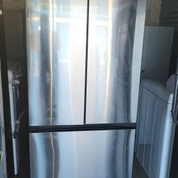 SAMSUNG 2022 COUNTER DEPTH BEESPOKE REFRIGERATOR WORKS GREAT CAN DELIVER ANYWHERE 