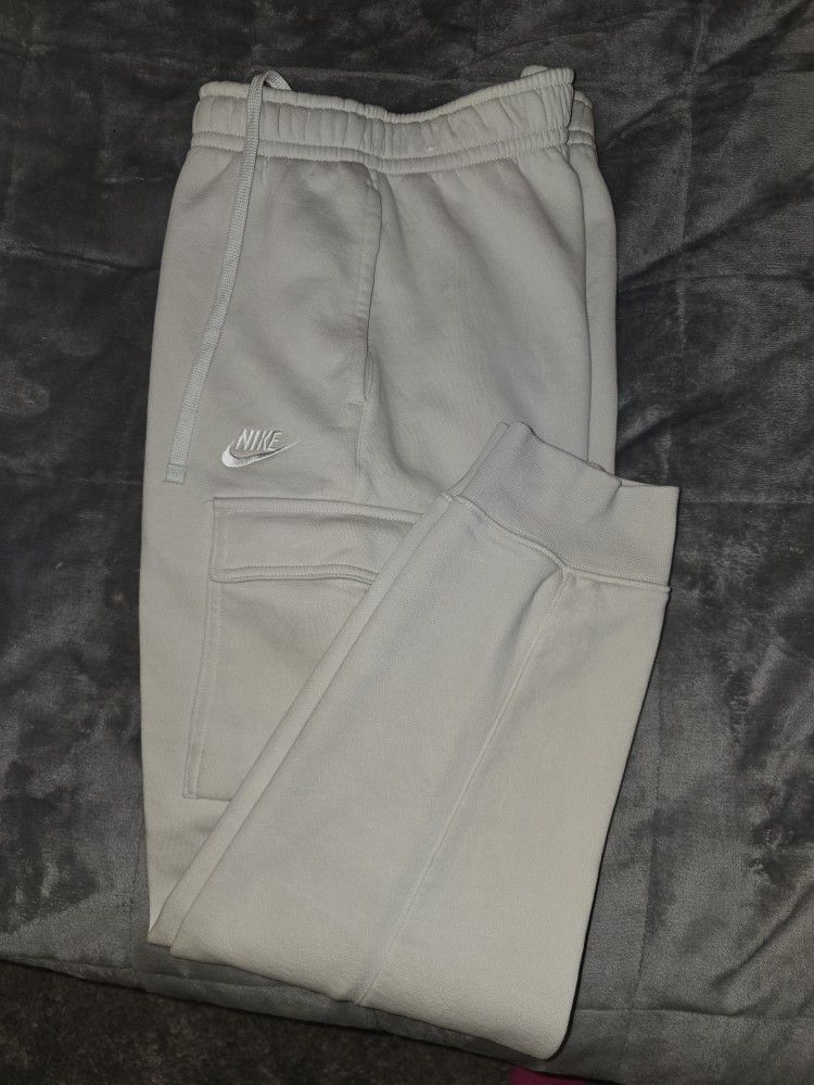 Nike Club Fleece Cargo Pants, Men's Large