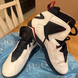 Nike JORDANS size 5