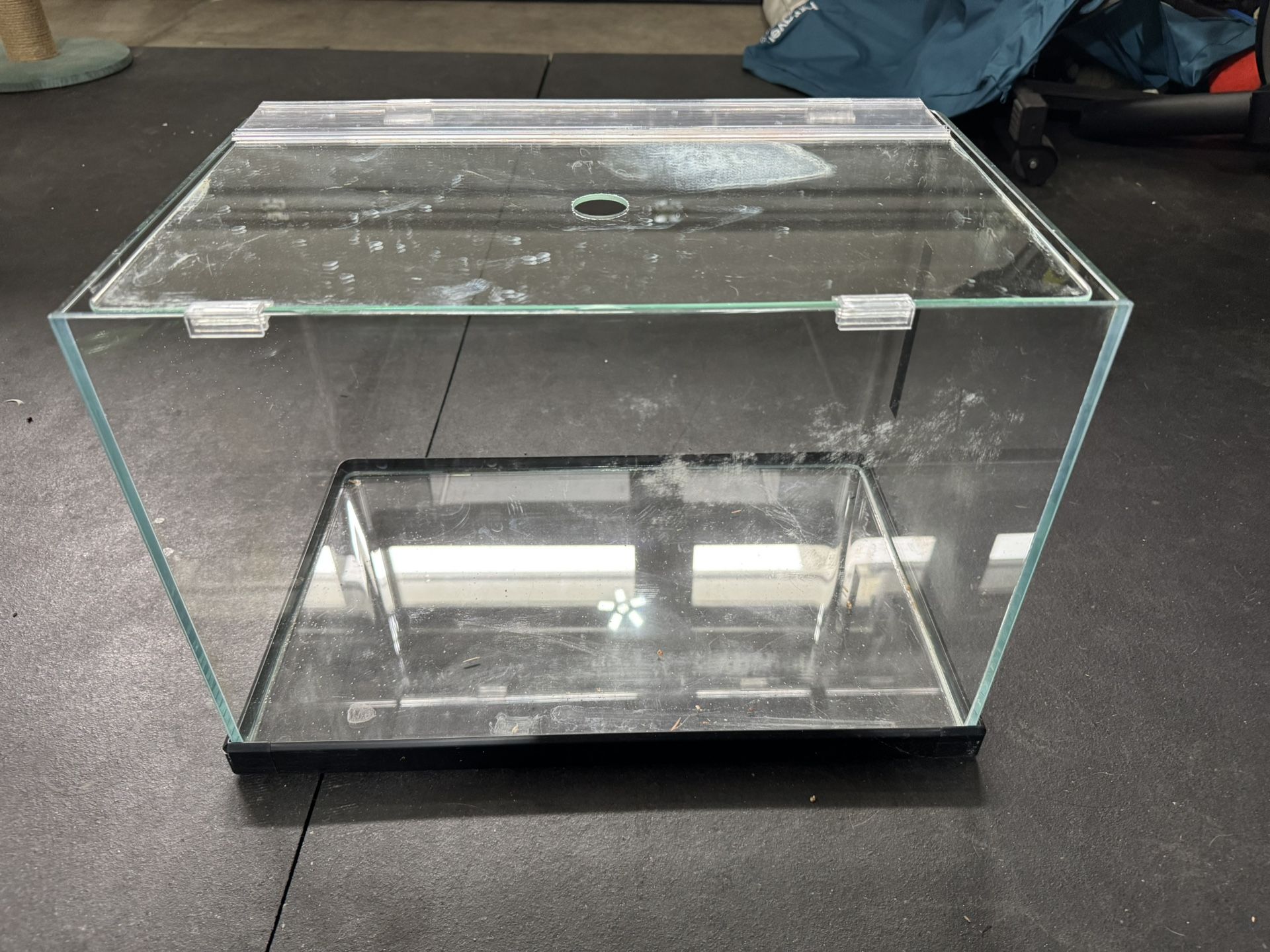 10 Gallon Fish Tank