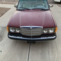 1977 Mercedes-Benz 240D