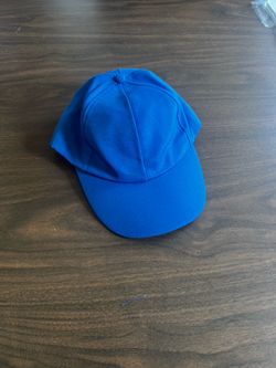 blue hat 🧢 used , good condition $4