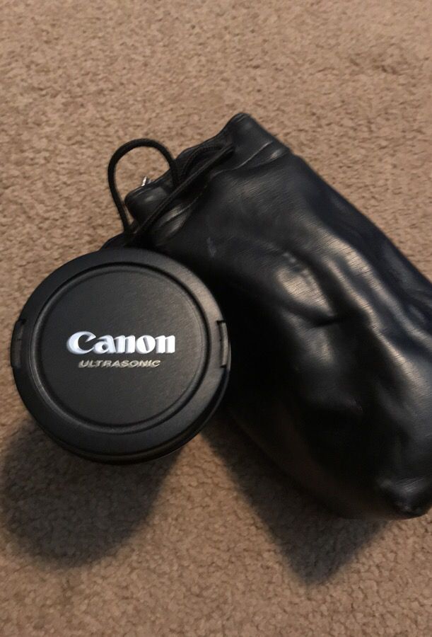 Canon EF-S 10-22mm f/3.5-4.5 USM Ultra-Wide Zoom Lens