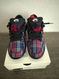 Nike SB Dunk Low Nardwuar