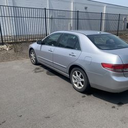 2004 Honda Accord