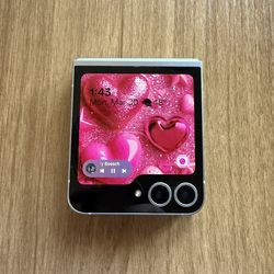 Unlocked Galaxy Z Flip 6