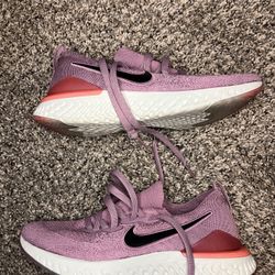 Nike Womens Epic React Flyknit 2 pink white Low Shoes 