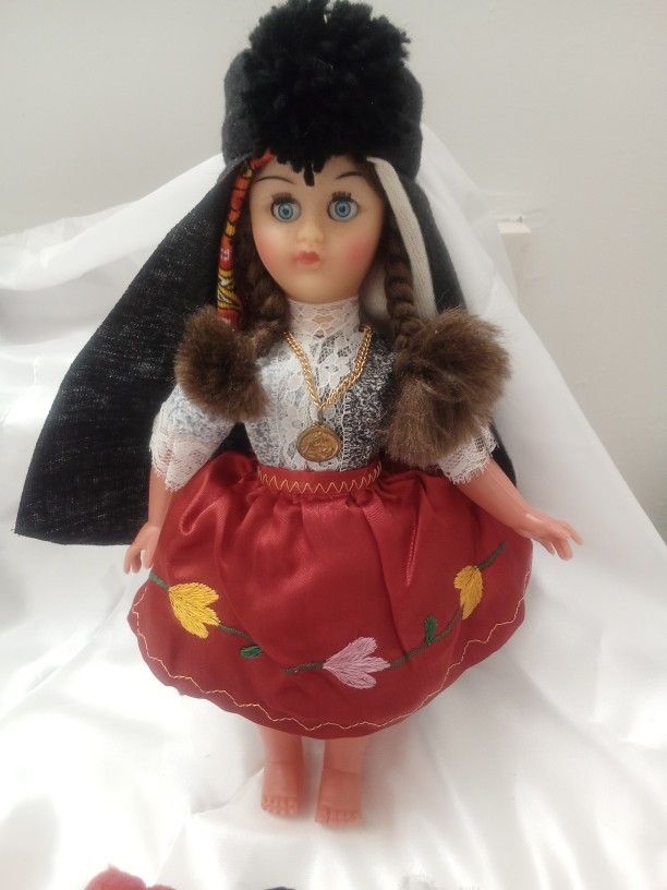 Vintage Holland Dolls