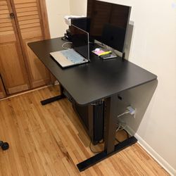 Adjustable Standing Desk | Black