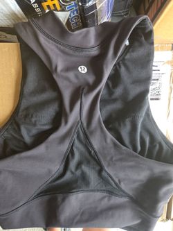 Lululemon top small