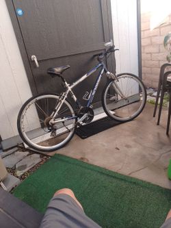 Hybrid Schwinn Trail Way Bike