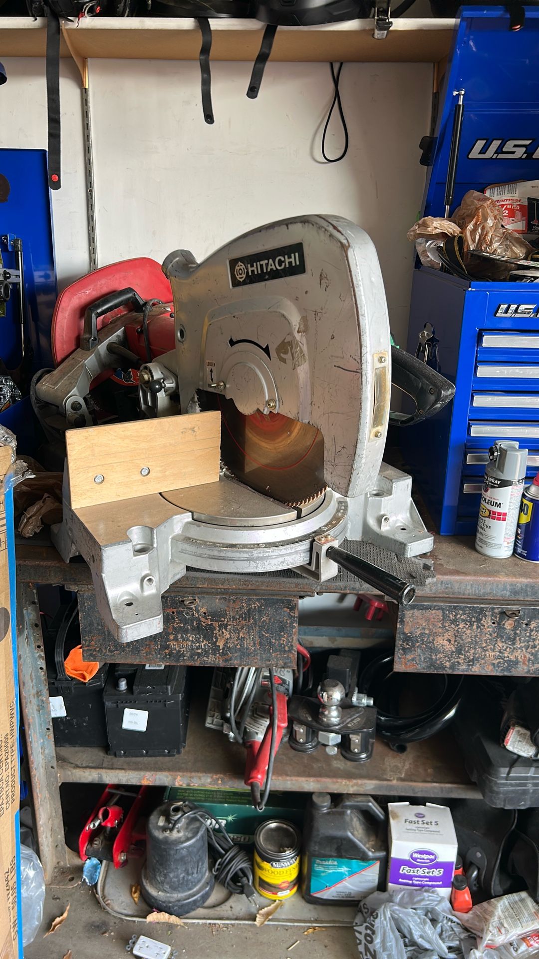 Hitachi 15” Miter Saw. Heavy Duty