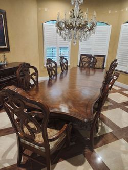 Kevin Charles Dining Room Table