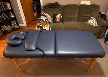 Life Gear Massage Table w/ Attachments