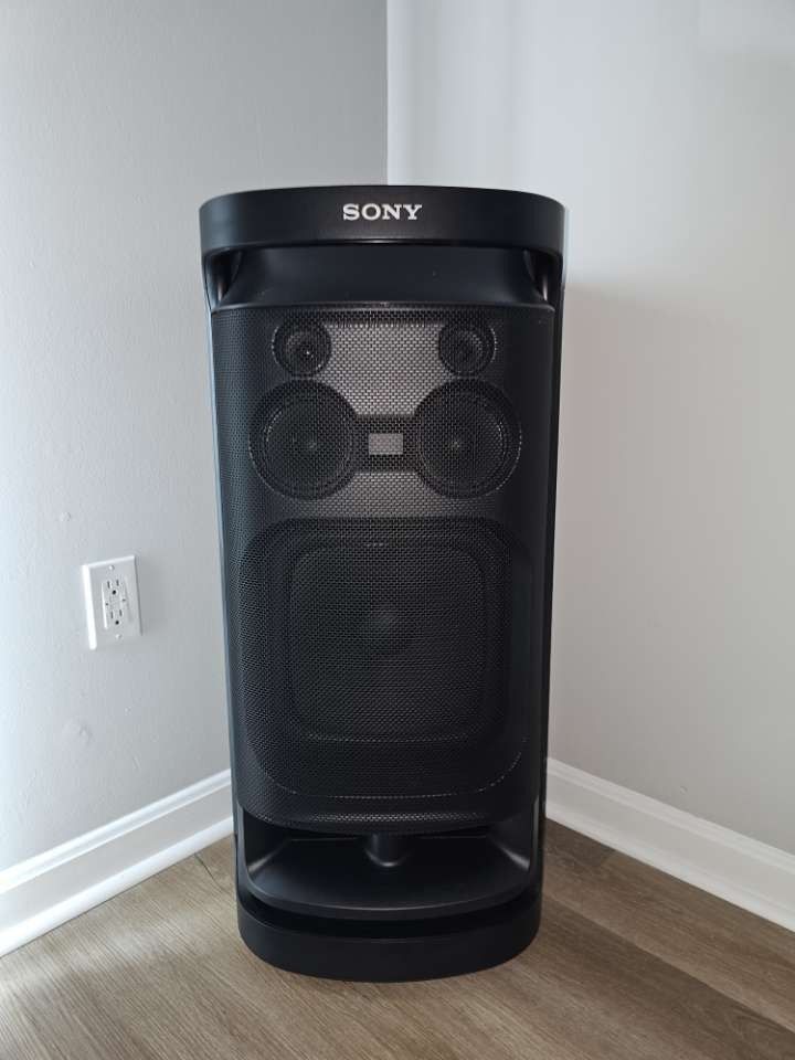 Sony XV900