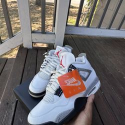 Jordan Retro 4’s 