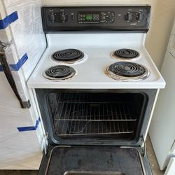 Hotpoint Stove (Electric)